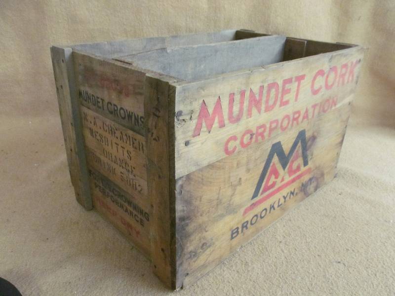 lot 157 image: Crate