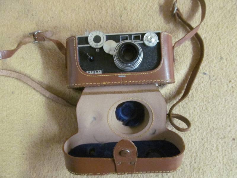 lot 199 image: camera