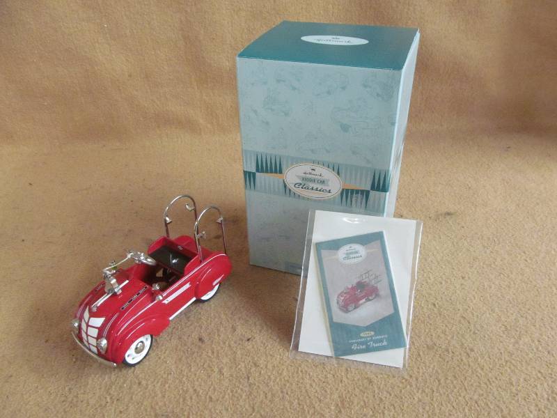 lot 215 image: Kiddie car classics