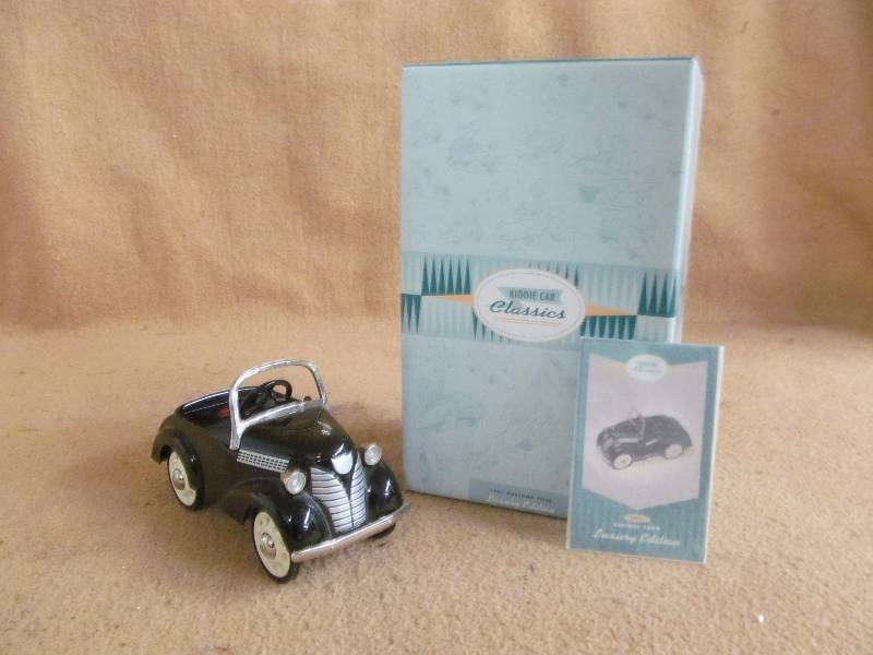 lot 217 image: Kiddie car classics