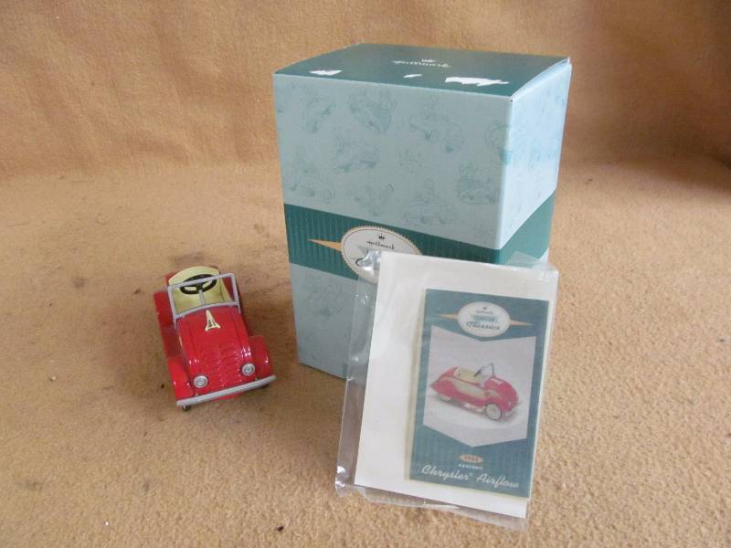 lot 225 image: Kiddie car classics