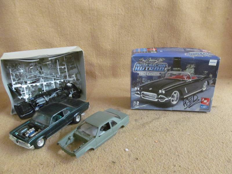 lot 232 image: model cars