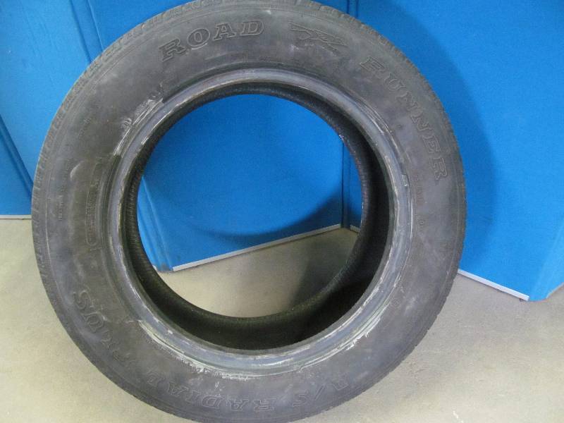 lot 249 image: tire