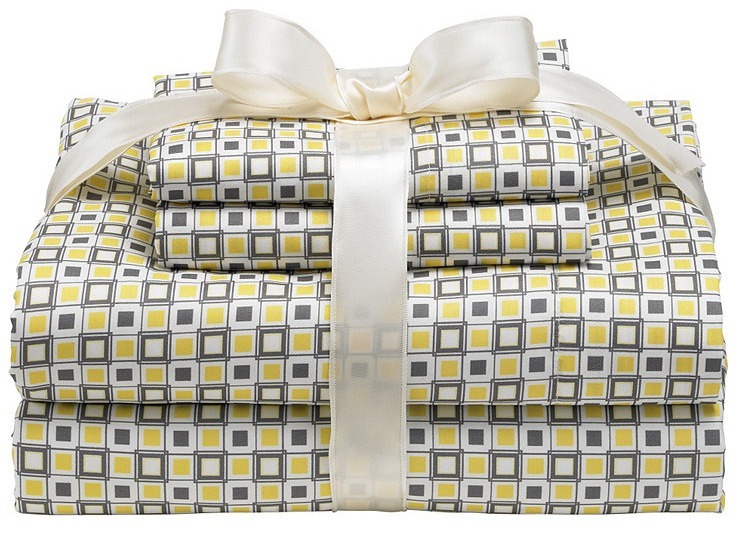 alcove Sophie King Comforter & Sheet Set