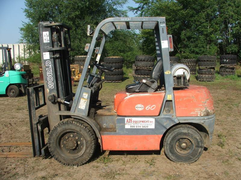 lot 3 image: World Truck 6000lb Forklift Pneumatic