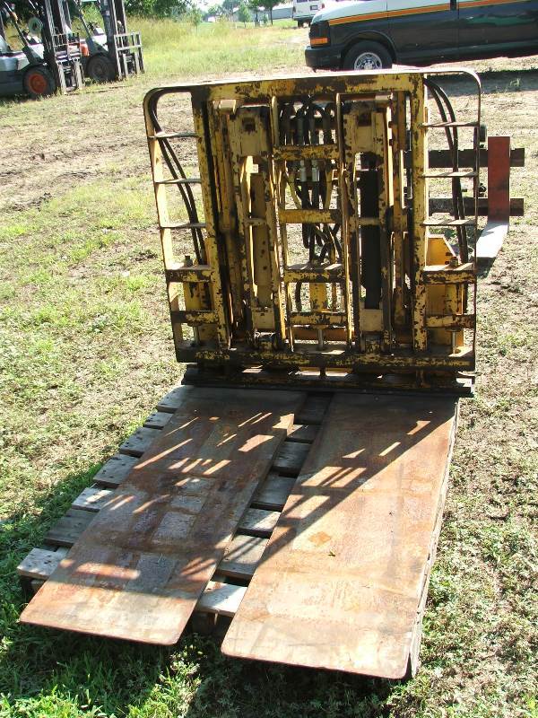 lot 48 image: Brudi Push Pull Forklift attachment