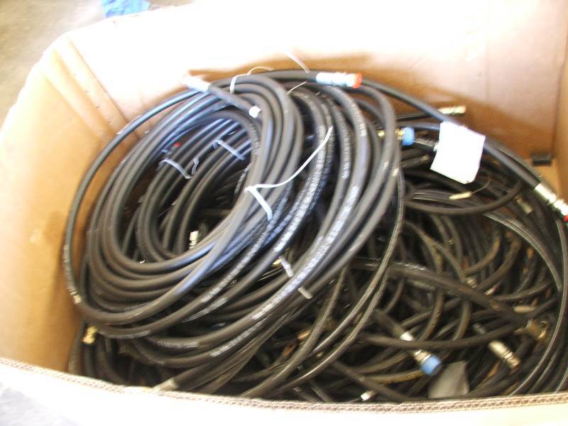 lot 89 image: Box of Hydraulic Hose