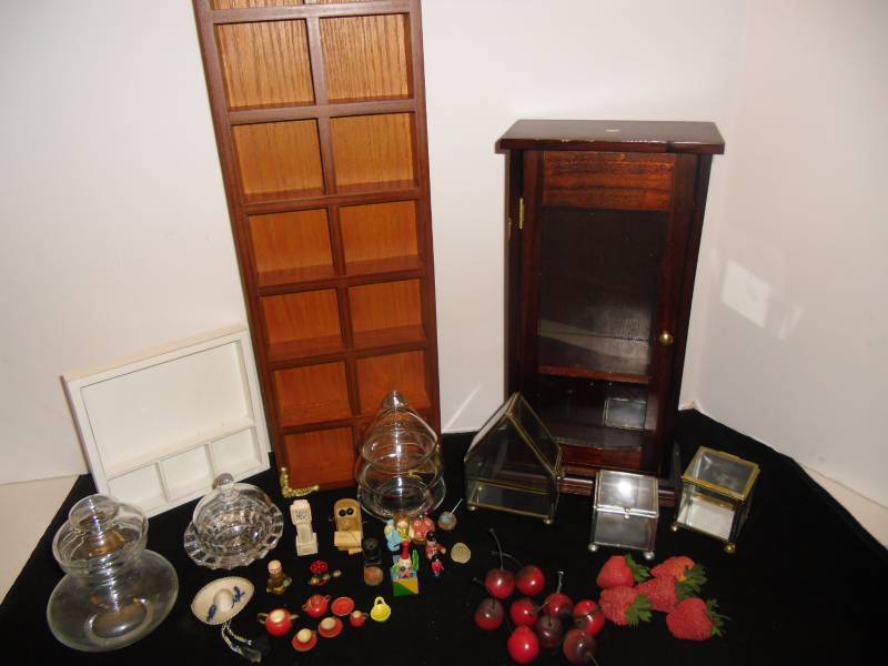 Crafty Collection Displays Glass Jars & Miniatures & Cherries & Strawberries