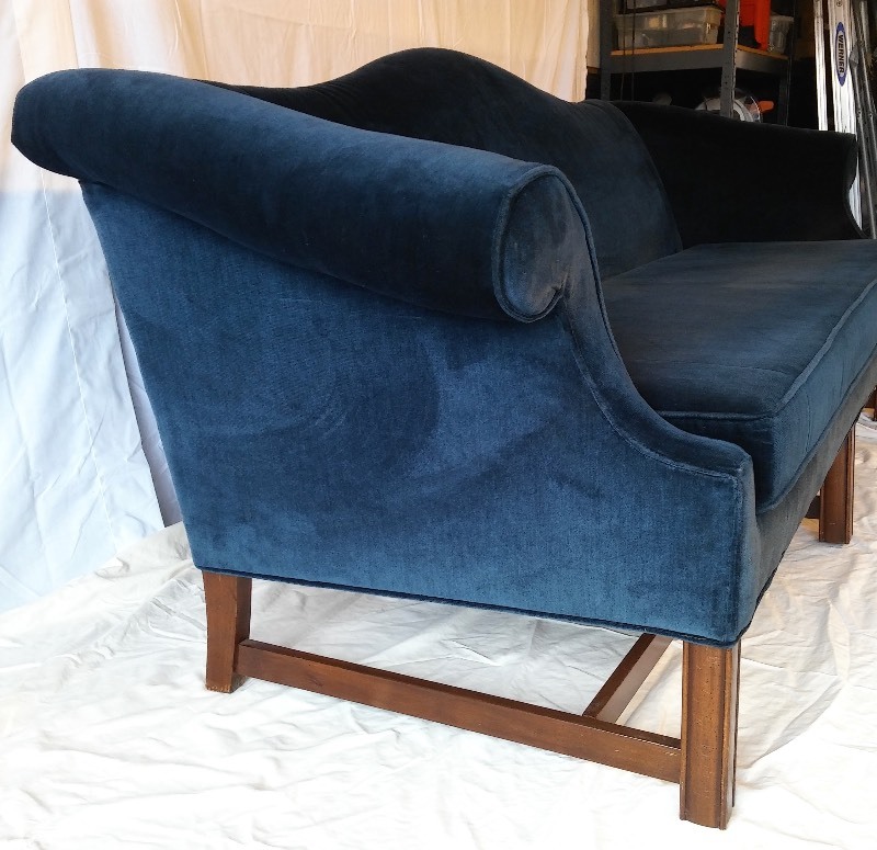 lot 5 image: Classic Navy Blue Cotton Velvet Sofa