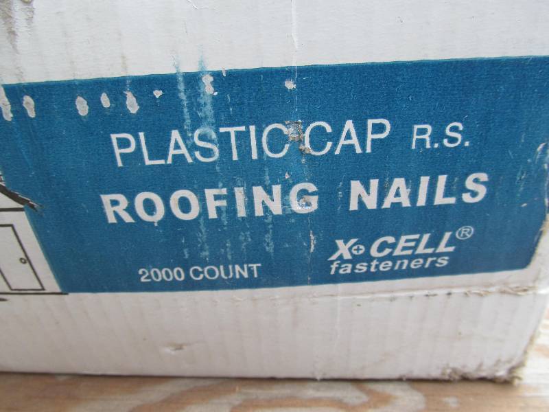 lot 7 image: Plastic Cap Roofing Nails