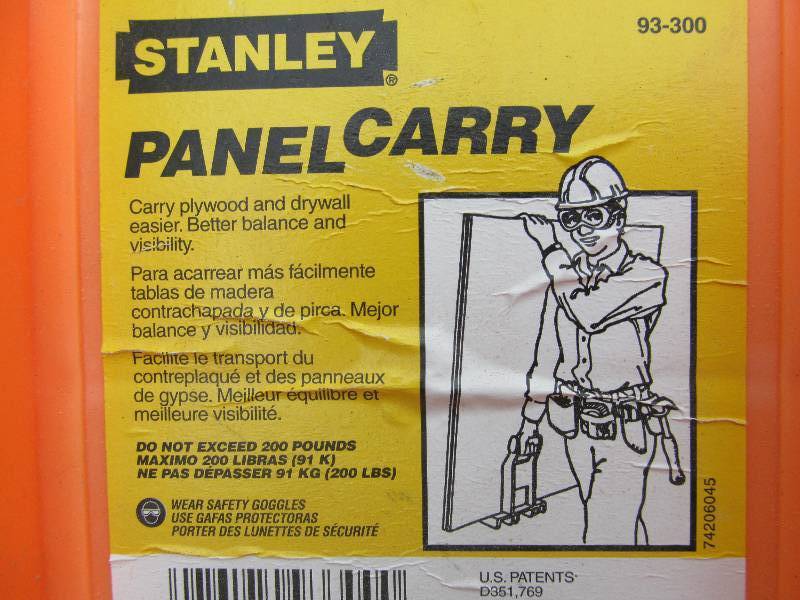 lot 11 image: Stanley Panel Carry