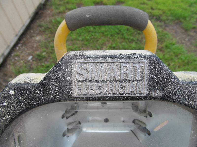 lot 15 image: Smart Electrician Light
