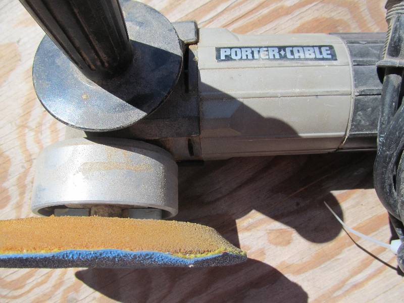 lot 24 image: Porter Cable Sander