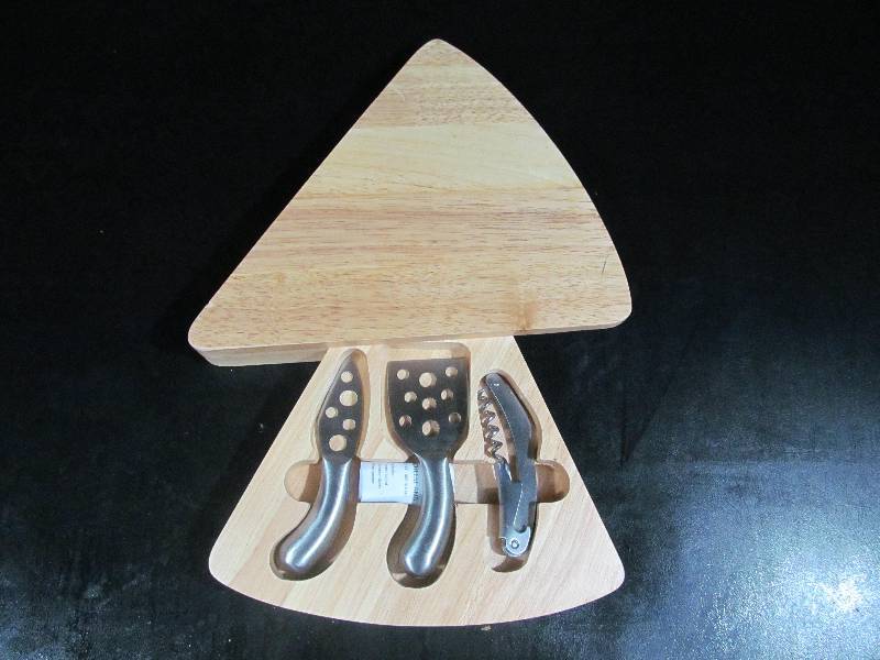 Cheese & Wine Board