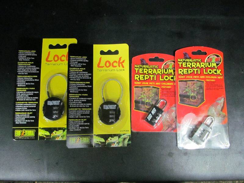 (4) Terrarium Locks