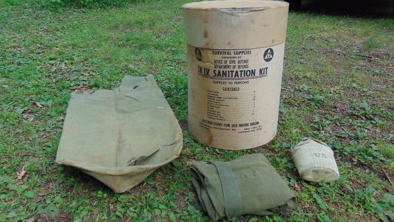 lot 15 image: Military Lot