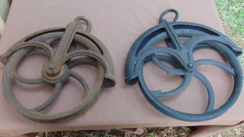 lot 38 image: 2 Vintage Iron Pulleys