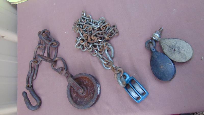 lot 41 image: Misc Pulleys