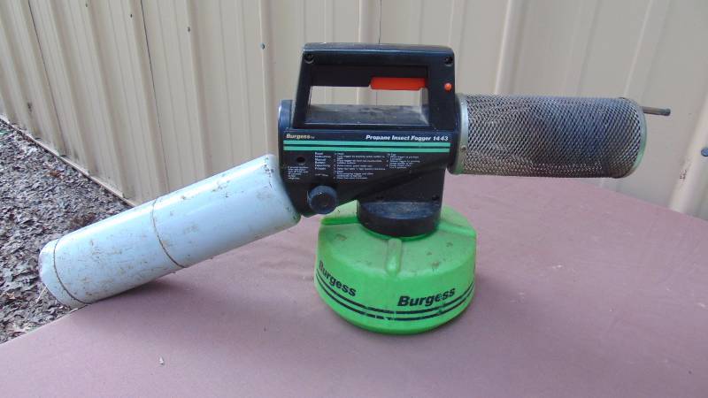 lot 42 image: Burgess Propane Insect Fogger