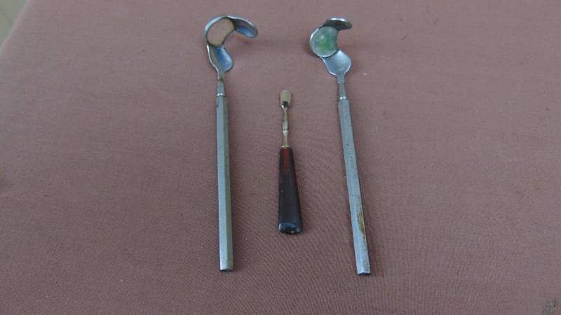 lot 82 image: Vintage Dentist Tools