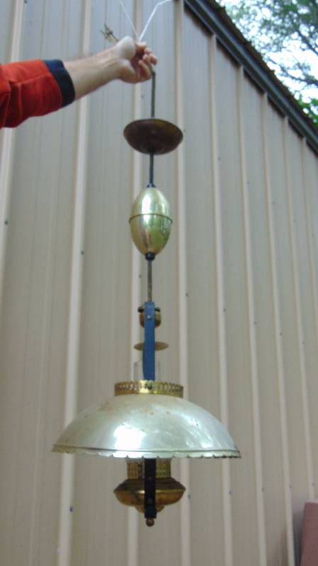 lot 94 image: Vinatge Hanging Light