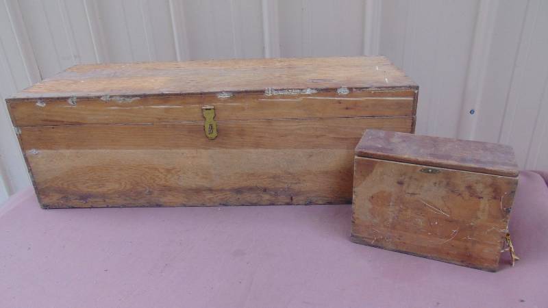 lot 138 image: Wooden Storage Boxes