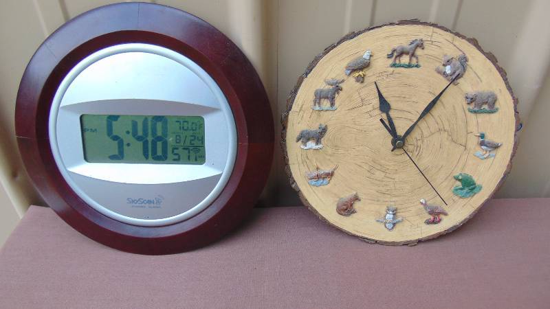 lot 192 image: Wall Clocks