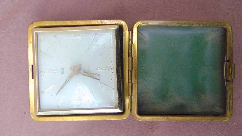 lot 229 image: Pocket Clock