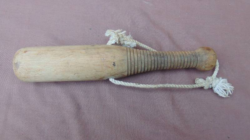 lot 232 image: Vintage Billy Club