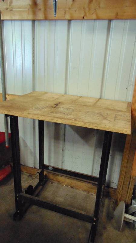 lot 269 image: Work Table