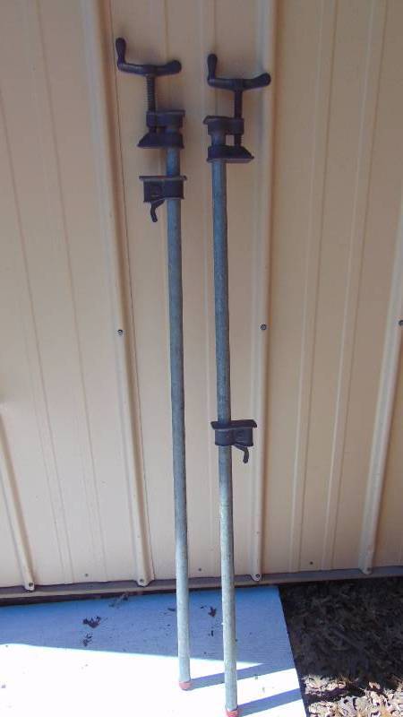 lot 271 image: Clamps