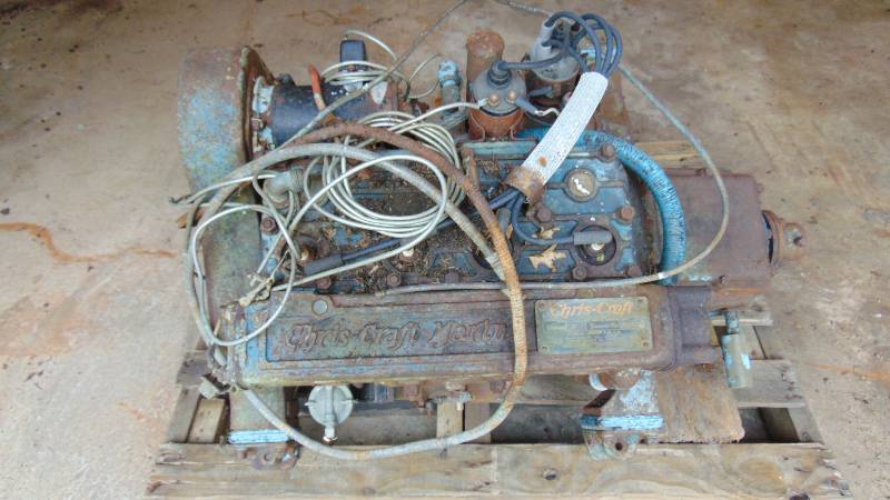 lot 282 image: Chris Craft Marine Engine