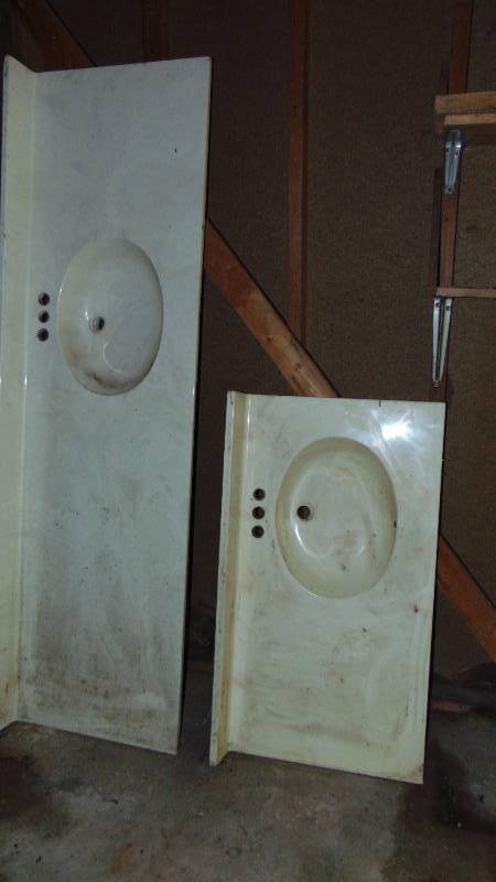 lot 283 image: Marble Countertops