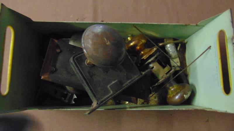 lot 293 image: Vintage Door Knobs