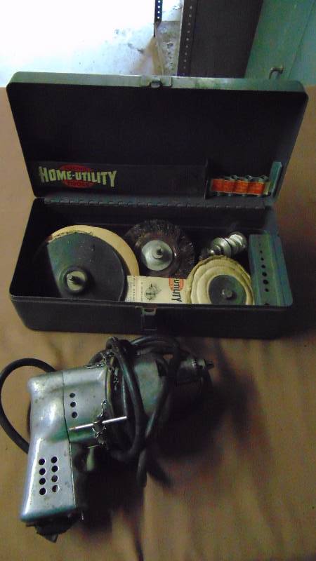 lot 294 image: Black & Decker Electric  w extra componets