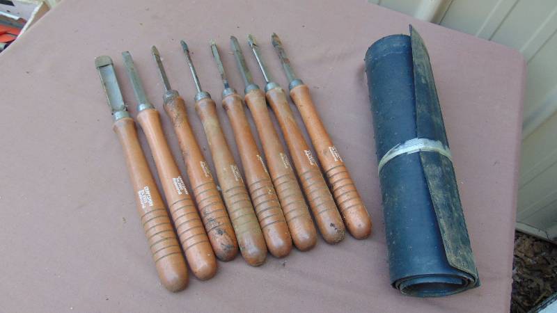 lot 309 image: Craftsman Wood Working Lathe Tools