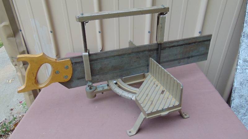 lot 317 image: Vintage  Craftsman Meiter Saw