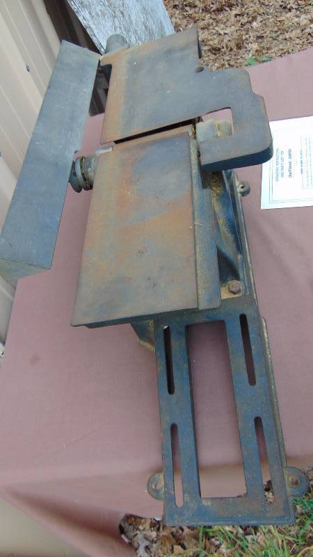 lot 318 image: Craftsman Jointer
