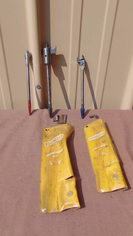 lot 356 image: Craftsman Drill bits