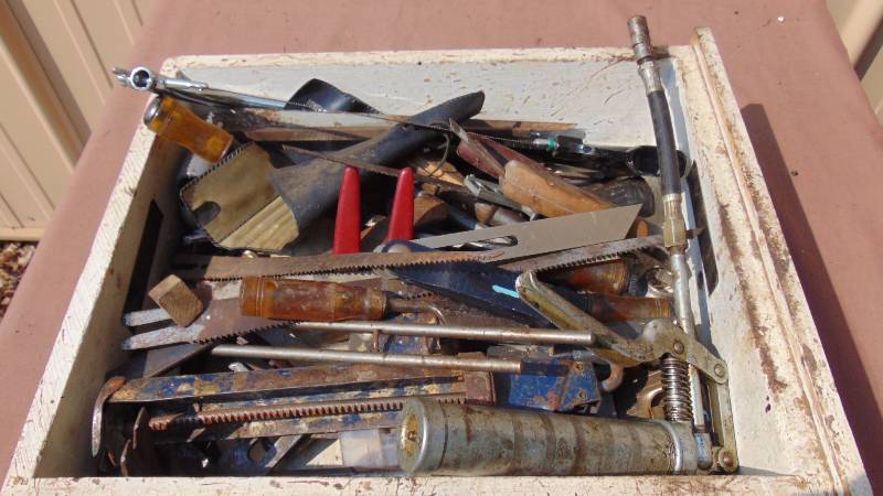 lot 361 image: Large Lot of Misc Hand Tools