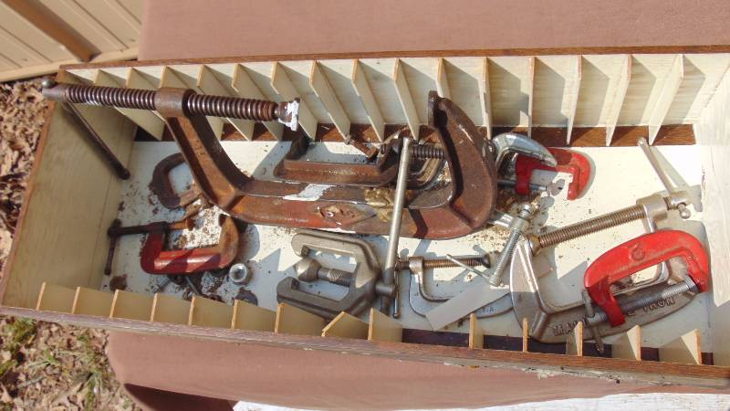 lot 364 image: Misc Lot of c-clamps