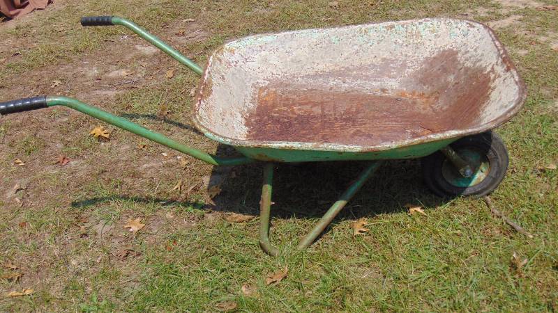 lot 382 image: Wheel Barrow