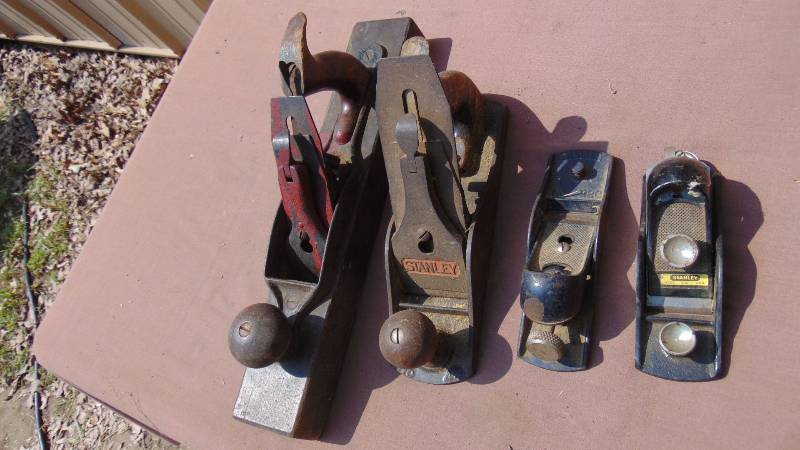 lot 387 image: Lot of Planers
