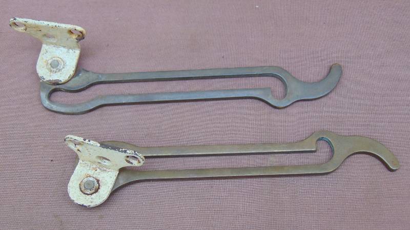 lot 393 image: Vintage Window Hinges