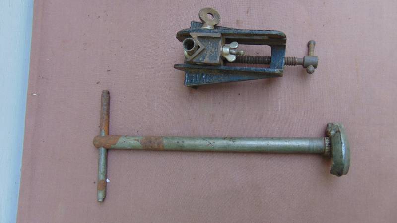 lot 403 image: Lot of Antique Tools