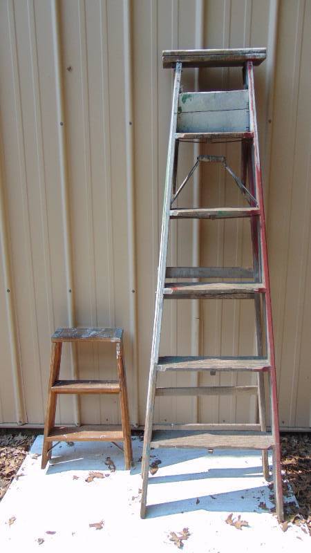lot 405 image: Wooden Ladders