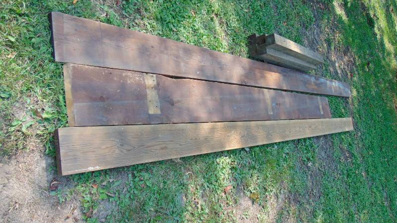 lot 414 image: Misc Lumber