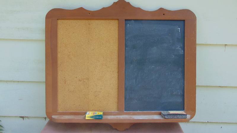 lot 417 image: ChalkPeg Board