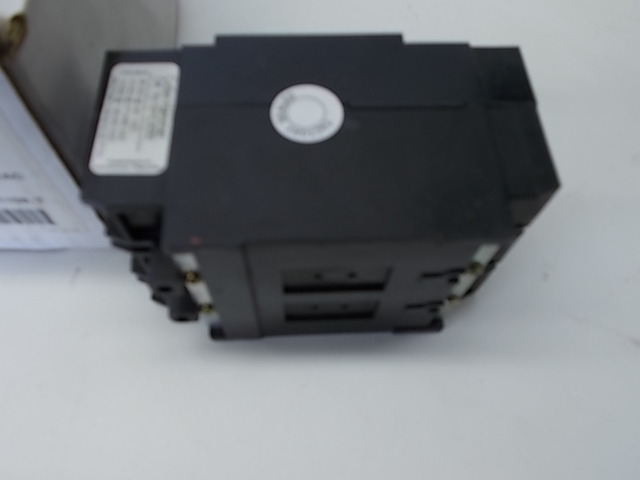 (4) Cutler Hammer 50 Amp 3 Pole Bre...