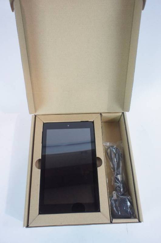 lot 20 image: Dell Venue 8 16 GB Tablet